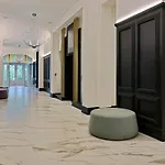 Astoria Hotel 4*