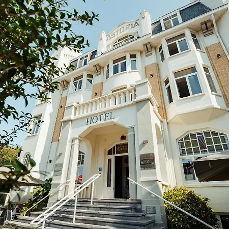 Astoria Hotel De Haan
