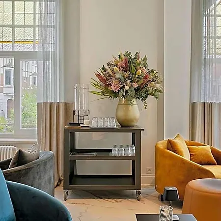 Astoria 4*