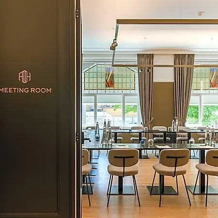 호텔 Astoria 4*